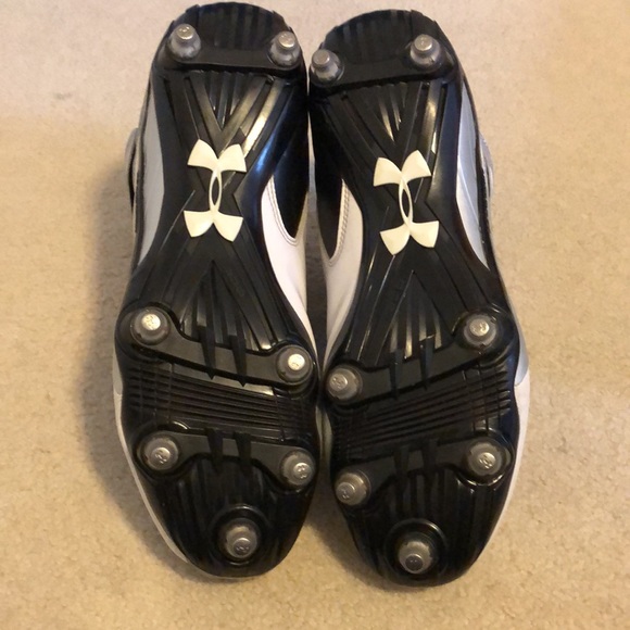 Under Armour cleats - Picture 5 of 7